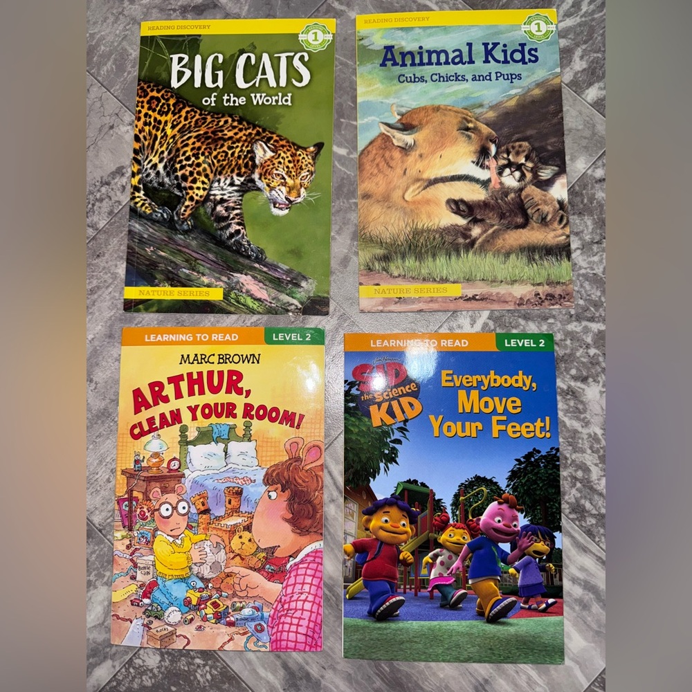 Kids Level 2 Early Reader Books Lot of 4 Arthur Wonder Woman Science